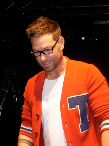 Top of Cover 4.3.2016 - 09.jpg