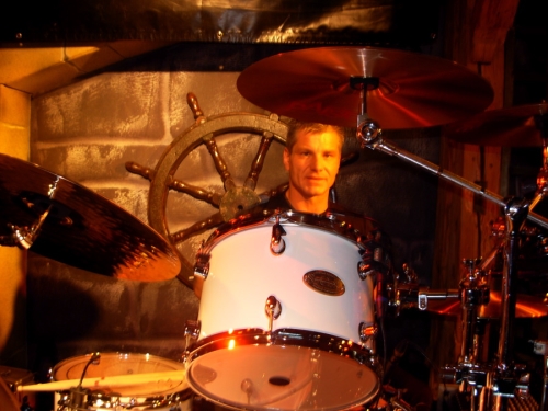 Pirates(SG)2010 - 08.jpg